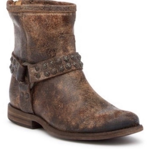 FRYE WOMEN'S PHILLIP STUDDED HARNESS BOOTS ROUND TOE Crackled Leather 9.5 Brown - Picture 15 of 15